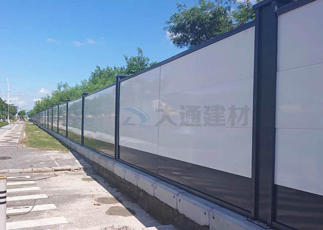 A類(lèi)鋼圍擋烤漆款-深圳新型圍擋工程案例-A/B/C類(lèi)圍擋-深圳市大通建材有限公司鋼圍擋生產(chǎn)定制廠(chǎng)家
